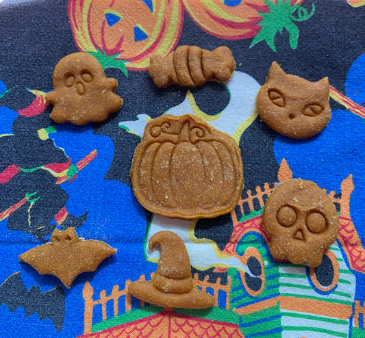 PUMPKIN/PEANUT BUTTER LOVE BITES - HALLOWEEN EDITION