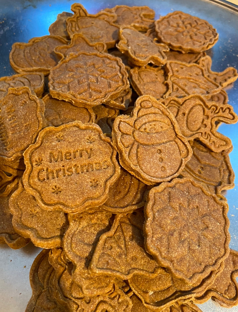 Pumpkin/Peanut Butter Love Bites -  Christmas Edition